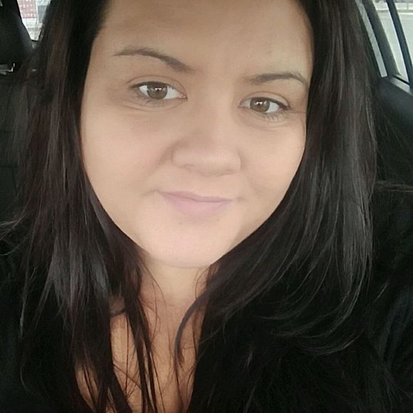 Meet your Posher, Holly - Picture 1 of 1